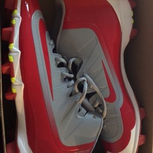NIKE HUARACHE BASEBALL CLEATS BRAND NEW IN THE BOX